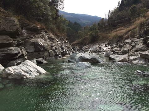 {18F93FF0-2048-4C6E-BF84-AE31046A6684:01}